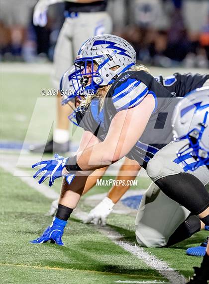 Thumbnail 2 in St. Mary's vs. Rocklin photogallery.
