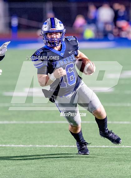 Thumbnail 1 in St. Mary's vs. Rocklin photogallery.