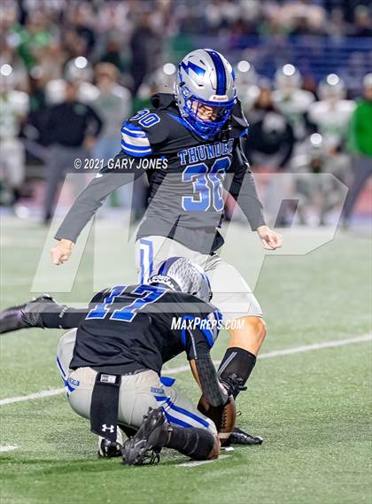 Thumbnail 3 in St. Mary's vs. Rocklin photogallery.