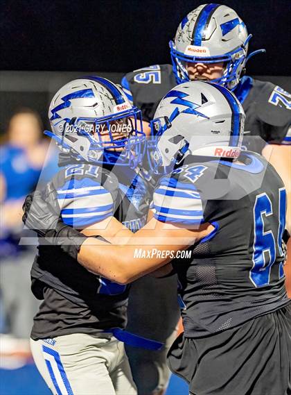 Thumbnail 2 in St. Mary's vs. Rocklin photogallery.