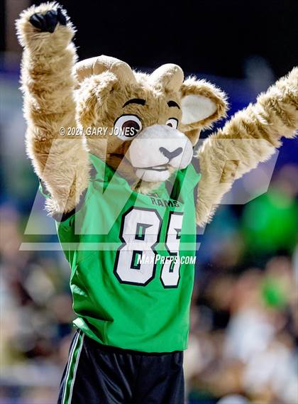 Thumbnail 3 in St. Mary's vs. Rocklin photogallery.