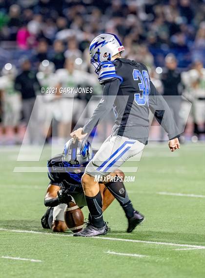 Thumbnail 3 in St. Mary's vs. Rocklin photogallery.