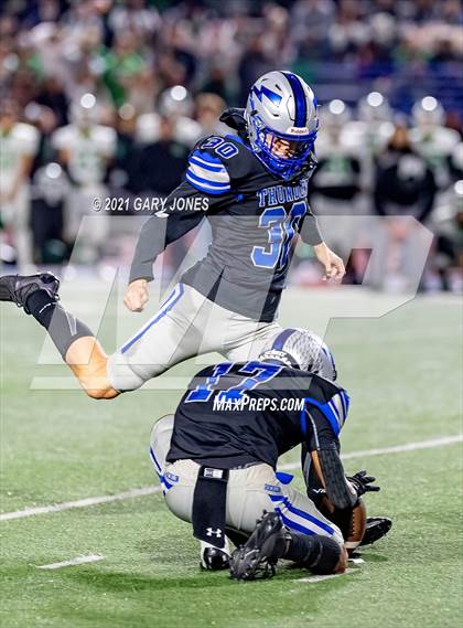 Thumbnail 2 in St. Mary's vs. Rocklin photogallery.