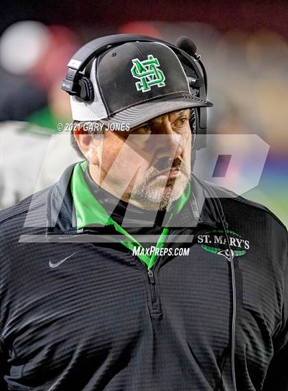 Thumbnail 2 in St. Mary's vs. Rocklin photogallery.