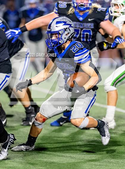 Thumbnail 2 in St. Mary's vs. Rocklin photogallery.