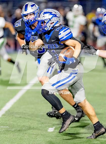 Thumbnail 3 in St. Mary's vs. Rocklin photogallery.
