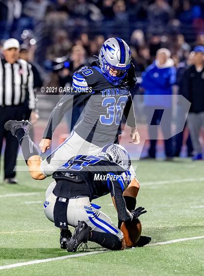 Thumbnail 3 in St. Mary's vs. Rocklin photogallery.