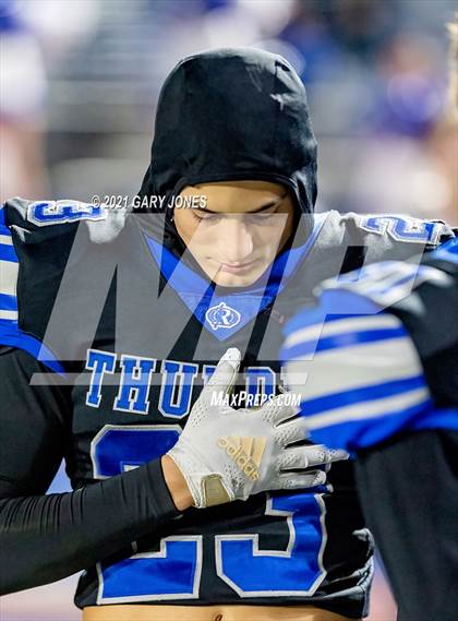 Thumbnail 2 in St. Mary's vs. Rocklin photogallery.