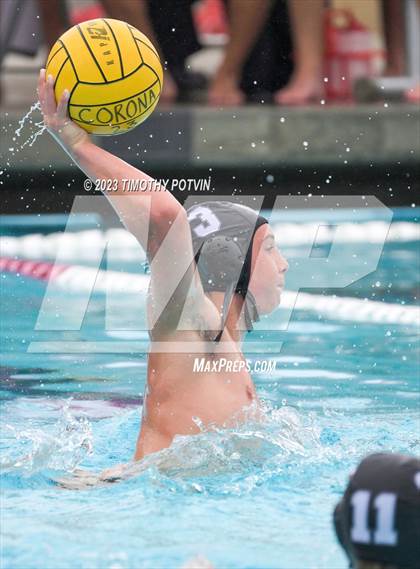 Thumbnail 3 in Pacific vs Notre Dame photogallery.