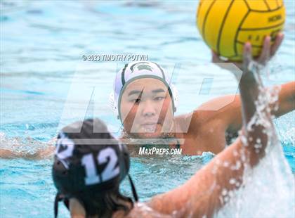 Thumbnail 1 in Pacific vs Notre Dame photogallery.