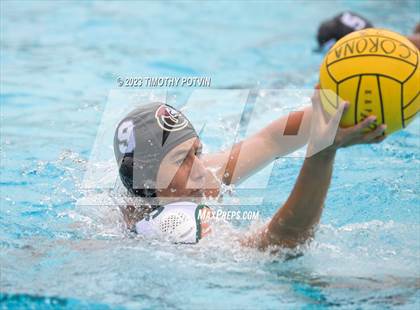 Thumbnail 1 in Pacific vs Notre Dame photogallery.
