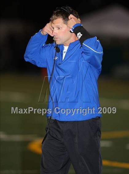 Thumbnail 3 in Elkins vs. Clear Springs (Texas Bi-District Playoffs) photogallery.