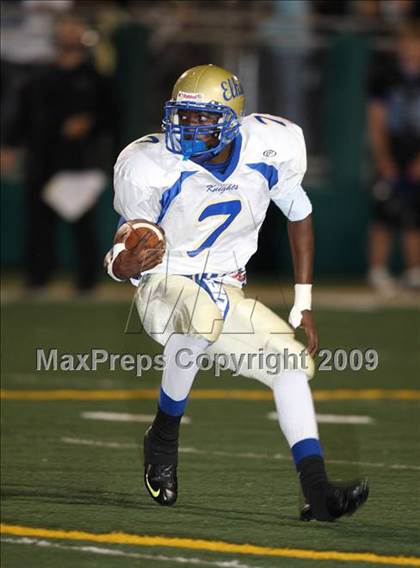 Thumbnail 2 in Elkins vs. Clear Springs (Texas Bi-District Playoffs) photogallery.