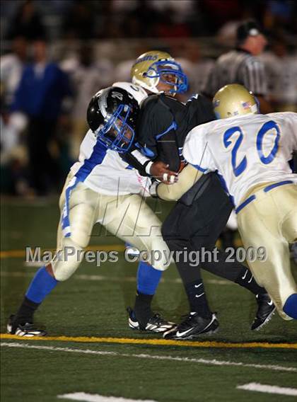 Thumbnail 3 in Elkins vs. Clear Springs (Texas Bi-District Playoffs) photogallery.