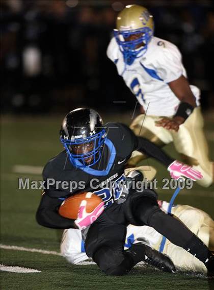 Thumbnail 3 in Elkins vs. Clear Springs (Texas Bi-District Playoffs) photogallery.