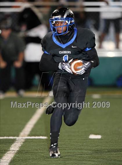 Thumbnail 2 in Elkins vs. Clear Springs (Texas Bi-District Playoffs) photogallery.
