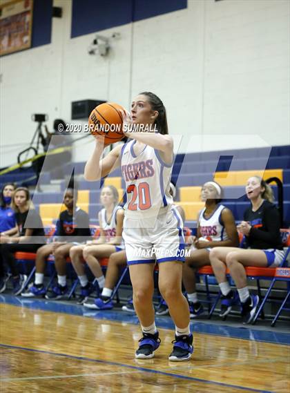 Thumbnail 2 in Thompson @ Chilton County photogallery.