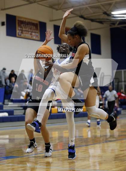 Thumbnail 1 in Thompson @ Chilton County photogallery.