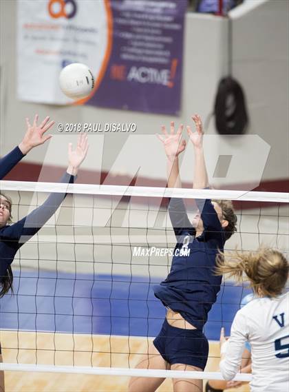 Thumbnail 2 in Valor Christian vs. Ralston Valley (CHSAA 5A 2nd Round) photogallery.