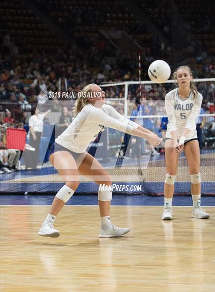 Thumbnail 1 in Valor Christian vs. Ralston Valley (CHSAA 5A 2nd Round) photogallery.