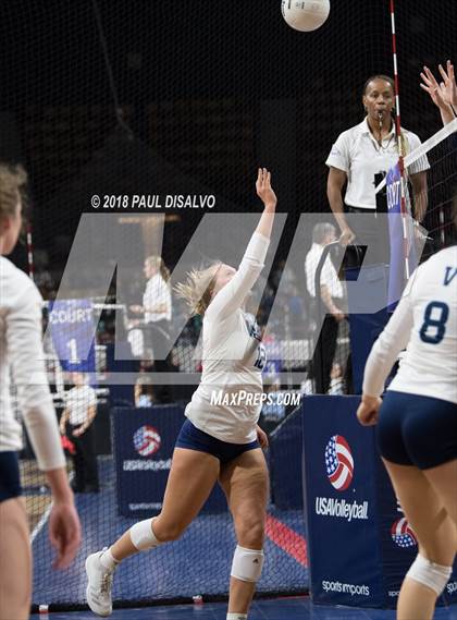 Thumbnail 2 in Valor Christian vs. Ralston Valley (CHSAA 5A 2nd Round) photogallery.