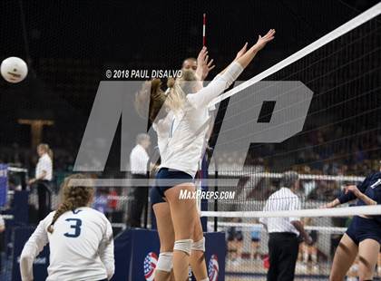 Thumbnail 3 in Valor Christian vs. Ralston Valley (CHSAA 5A 2nd Round) photogallery.