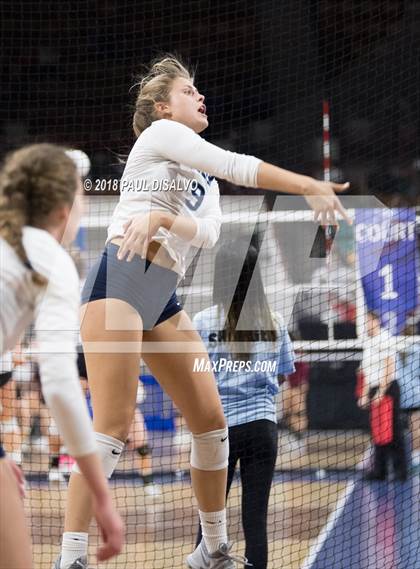 Thumbnail 1 in Valor Christian vs. Ralston Valley (CHSAA 5A 2nd Round) photogallery.