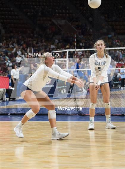 Thumbnail 2 in Valor Christian vs. Ralston Valley (CHSAA 5A 2nd Round) photogallery.