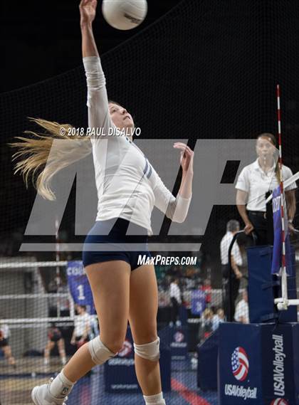 Thumbnail 3 in Valor Christian vs. Ralston Valley (CHSAA 5A 2nd Round) photogallery.