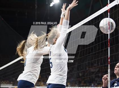 Thumbnail 3 in Valor Christian vs. Ralston Valley (CHSAA 5A 2nd Round) photogallery.
