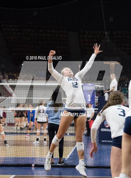 Thumbnail 2 in Valor Christian vs. Ralston Valley (CHSAA 5A 2nd Round) photogallery.
