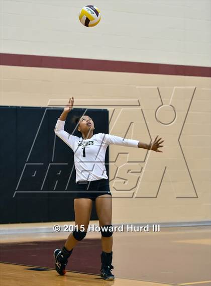 Thumbnail 1 in Cleburne vs Weatherford (EMS-ISD Tournament) photogallery.