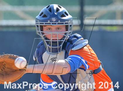 Thumbnail 3 in 2014 Steve Georgiadis Memorial Tournament photogallery.