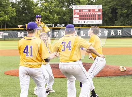 Thumbnail 1 in Harrison County vs. Campbell County (10th Region Championship) photogallery.