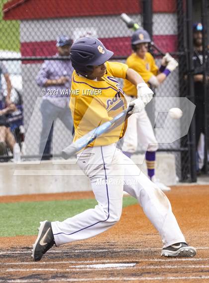 Thumbnail 2 in Harrison County vs. Campbell County (10th Region Championship) photogallery.