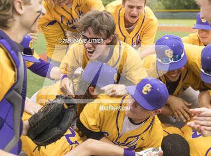 Thumbnail 3 in Harrison County vs. Campbell County (10th Region Championship) photogallery.
