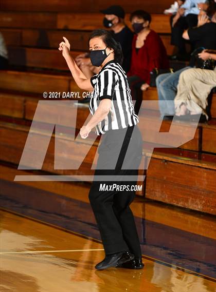 Thumbnail 2 in Charter Oak vs. Flintridge Sacred Heart (San Marino Tournament) photogallery.