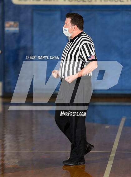 Thumbnail 2 in Charter Oak vs. Flintridge Sacred Heart (San Marino Tournament) photogallery.