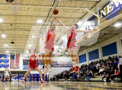 Thumbnail 2 in Beechwood @ Newport Central Catholic photogallery.