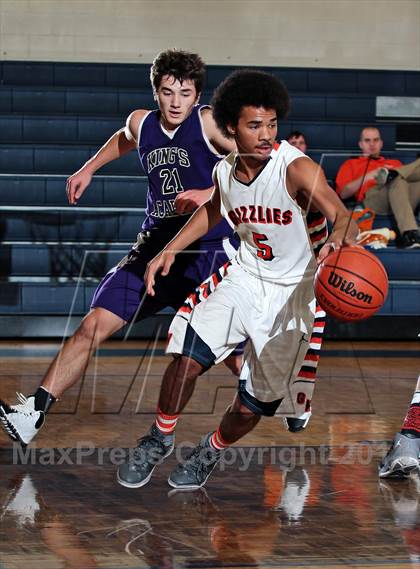 Thumbnail 1 in King's Academy vs Grainger County (Seymour Christmas Classic) photogallery.