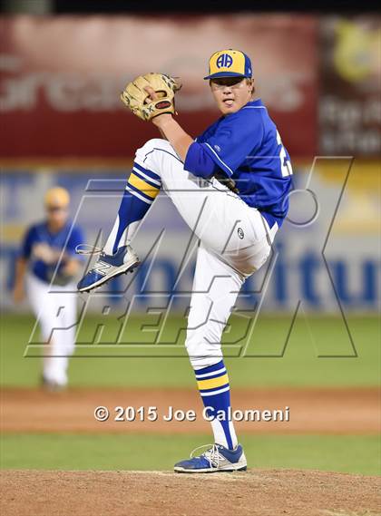 Thumbnail 3 in Alamo Heights vs. Calallen (UIL 5A Regional) photogallery.