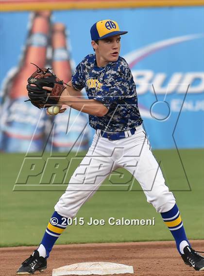 Thumbnail 2 in Alamo Heights vs. Calallen (UIL 5A Regional) photogallery.