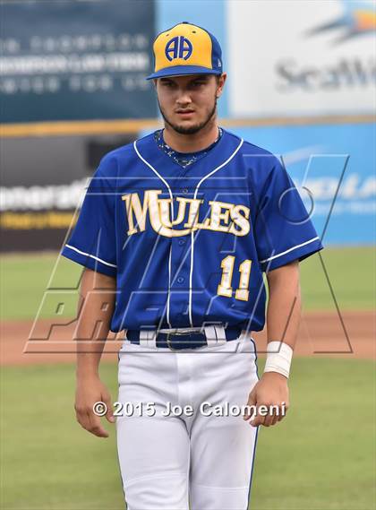 Thumbnail 2 in Alamo Heights vs. Calallen (UIL 5A Regional) photogallery.