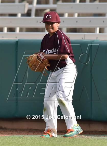 Thumbnail 2 in Alamo Heights vs. Calallen (UIL 5A Regional) photogallery.
