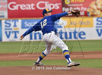 Thumbnail 2 in Alamo Heights vs. Calallen (UIL 5A Regional) photogallery.