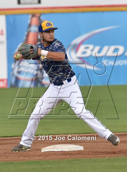 Thumbnail 3 in Alamo Heights vs. Calallen (UIL 5A Regional) photogallery.