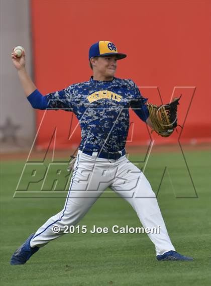 Thumbnail 2 in Alamo Heights vs. Calallen (UIL 5A Regional) photogallery.