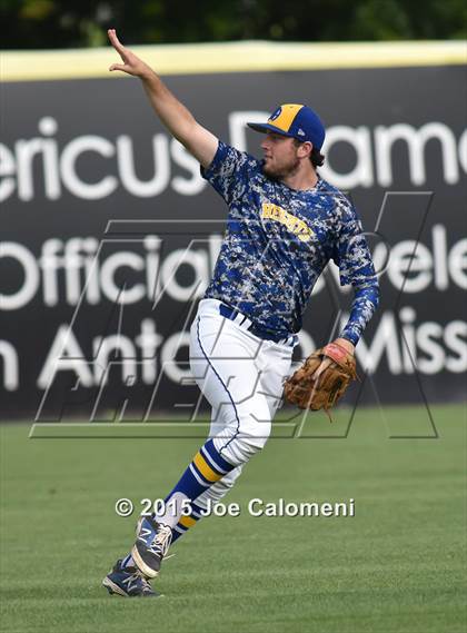 Thumbnail 2 in Alamo Heights vs. Calallen (UIL 5A Regional) photogallery.