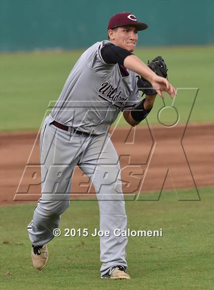 Thumbnail 2 in Alamo Heights vs. Calallen (UIL 5A Regional) photogallery.