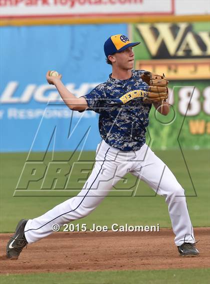 Thumbnail 3 in Alamo Heights vs. Calallen (UIL 5A Regional) photogallery.